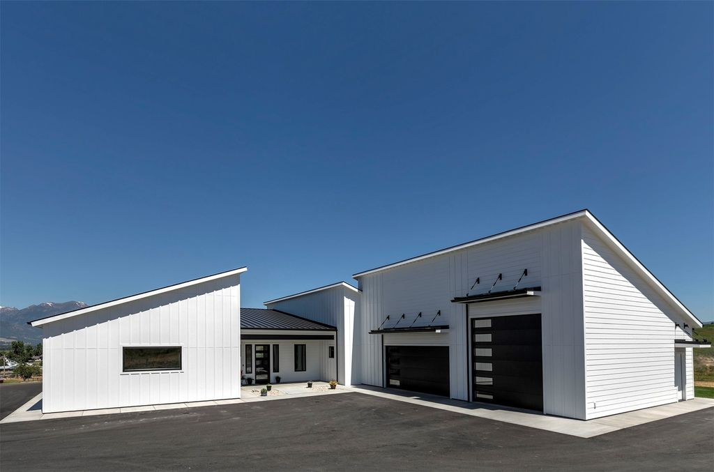 770 Coyote Creek Drive, Corvallis, MT 59828 photo 5