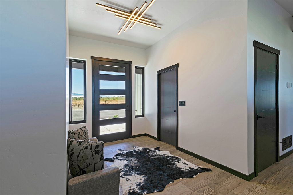 770 Coyote Creek Drive, Corvallis, MT 59828 photo 8