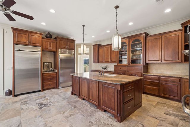 683 Johnson Branch Rd, Williamsport, TN 38487