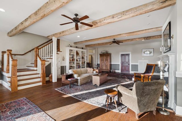 683 Johnson Branch Rd, Williamsport, TN 38487