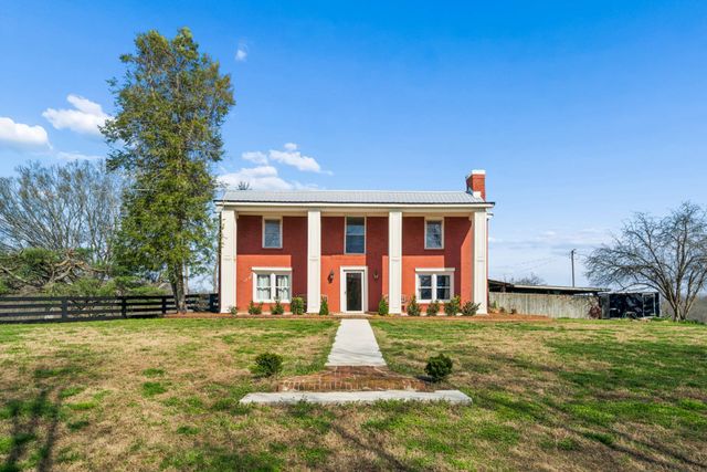 683 Johnson Branch Rd, Williamsport, TN 38487