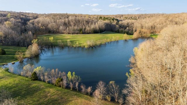 683 Johnson Branch Rd, Williamsport, TN 38487
