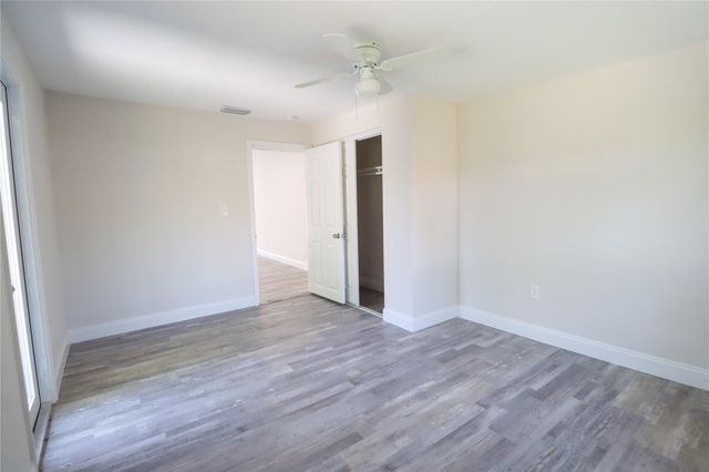 6861 SW 18 Street, North Lauderdale, FL 33068