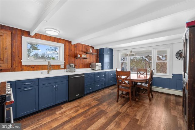 152 WARSAW RD, Frenchtown, NJ 08825