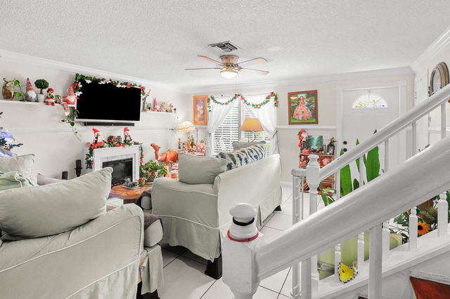 314 Georgian Park Drive, Jupiter, FL 33458