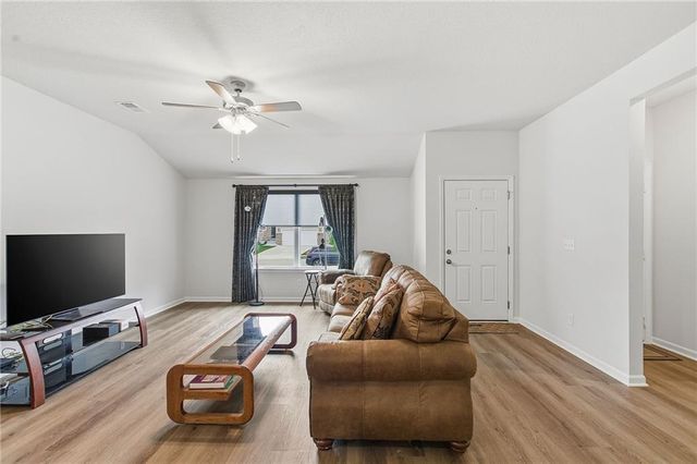 1608 Maci Street, Belton, MO 64012