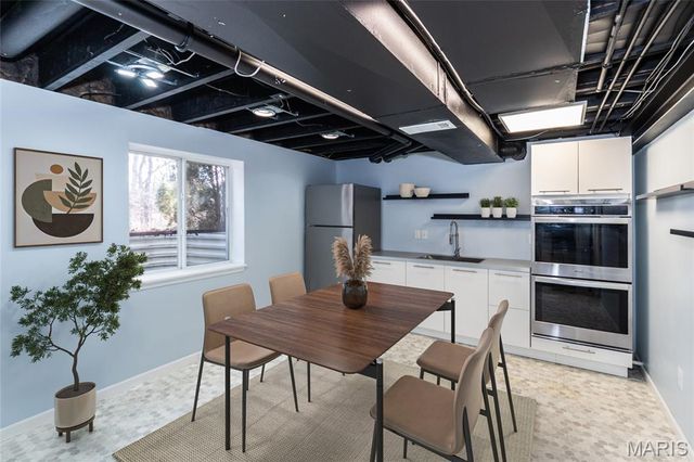 3019 Preston Woods Trail, Lake St Louis, MO 63367