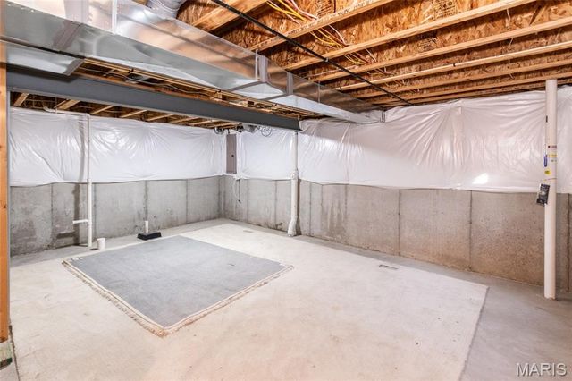 3019 Preston Woods Trail, Lake St Louis, MO 63367