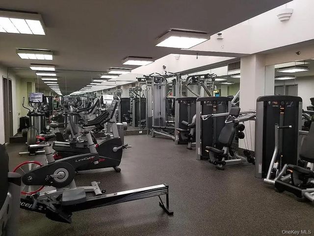 6254 97th Place 4G, Rego Park, NY 11374