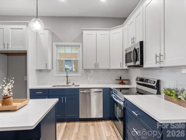 105 S York Street, Lancaster, SC 29720