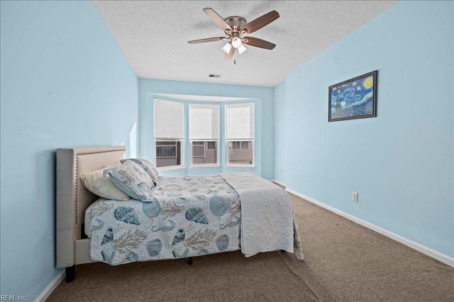 2325 W Great Neck Rd Apt 102, Virginia Beach, VA 23451