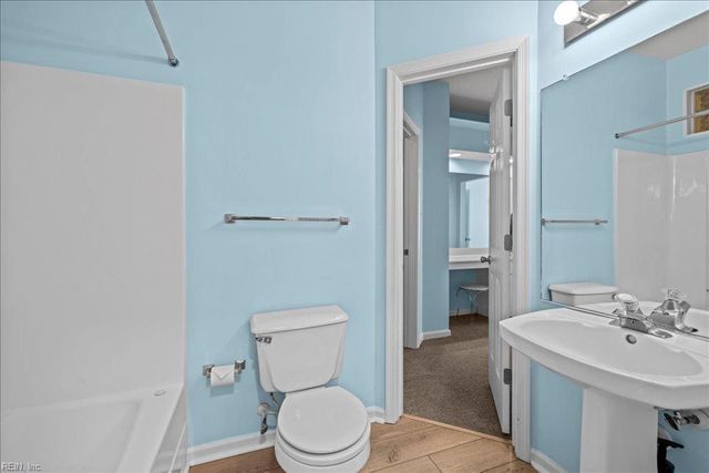 2325 W Great Neck Rd Apt 102, Virginia Beach, VA 23451