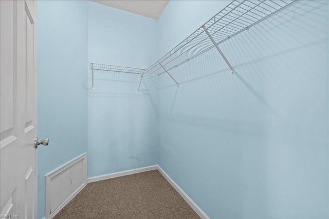 2325 W Great Neck Rd Apt 102, Virginia Beach, VA 23451