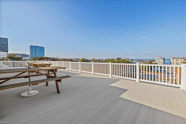 2325 W Great Neck Rd Apt 102, Virginia Beach, VA 23451