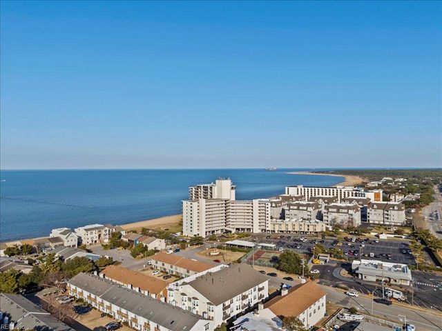 2325 W Great Neck Rd Apt 102, Virginia Beach, VA 23451