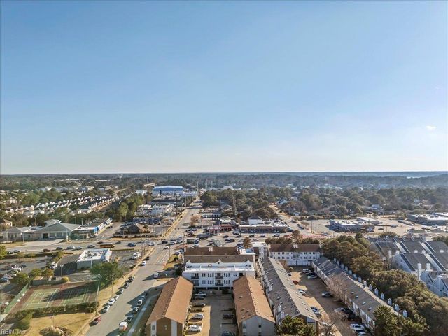 2325 W Great Neck Rd Apt 102, Virginia Beach, VA 23451