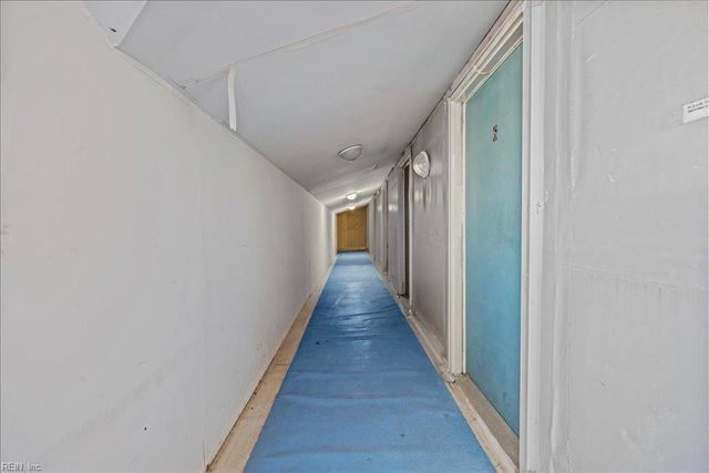 2325 W Great Neck Rd Apt 102, Virginia Beach, VA 23451