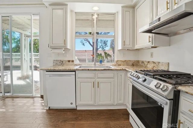 768 Ochee Circle, Corona, CA 92879