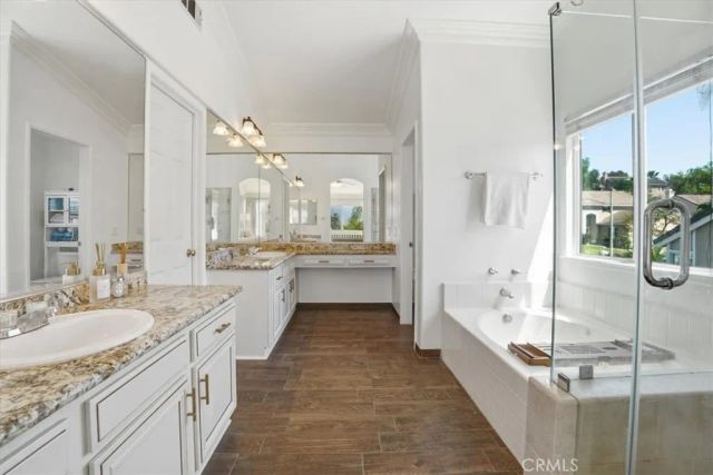 768 Ochee Circle, Corona, CA 92879