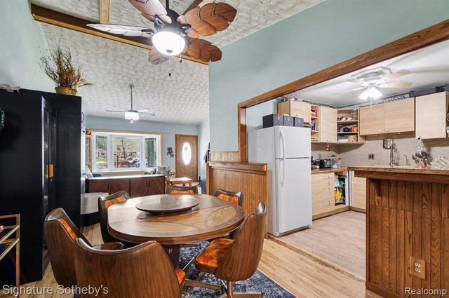 2067 Champagne Drive, Ann Arbor, MI 48108