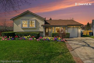 2067 Champagne Drive, Ann Arbor, MI 48108