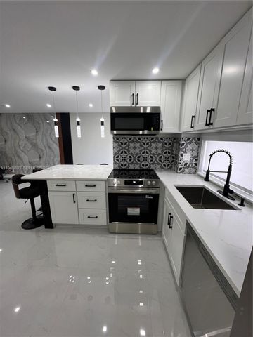 17021 N Bay Road 814, Sunny Isles Beach, FL 33160