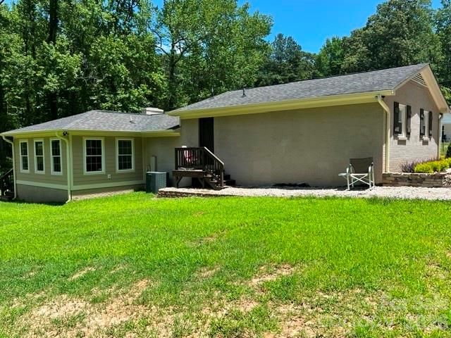 903 N 8th Street, Bessemer City, NC 28016