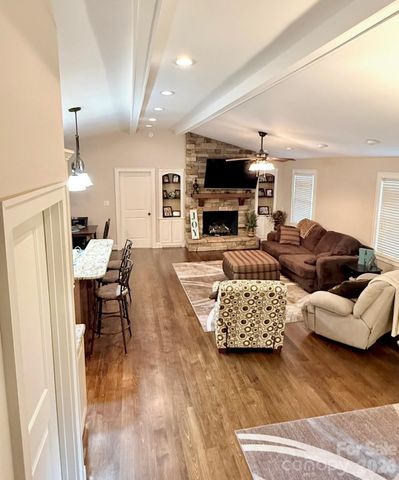 903 N 8th Street, Bessemer City, NC 28016