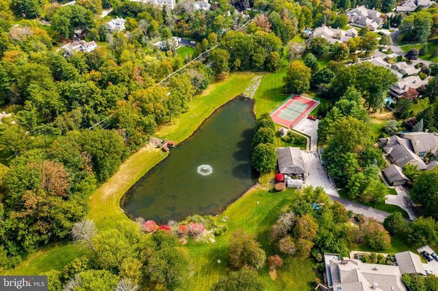 1256 ROUND HILL RD, Bryn Mawr, PA 19010