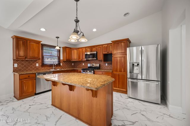 18 Fierro Avenue, Matawan, NJ 07747