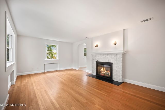 18 Fierro Avenue, Matawan, NJ 07747