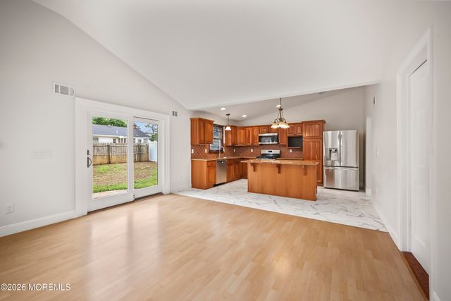 18 Fierro Avenue, Matawan, NJ 07747