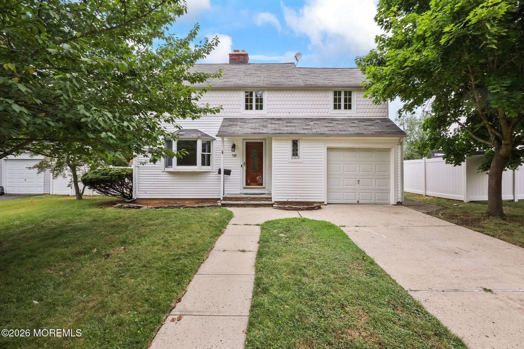 18 Fierro Avenue, Matawan, NJ 07747