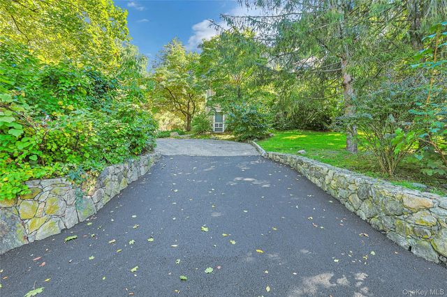 268 Watch Hill Road, Cortlandt Manor, NY 10567