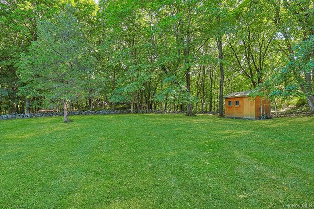 268 Watch Hill Road, Cortlandt Manor, NY 10567