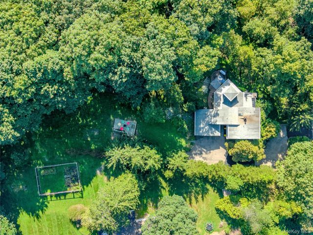 268 Watch Hill Road, Cortlandt Manor, NY 10567