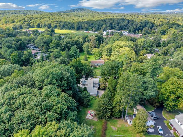 268 Watch Hill Road, Cortlandt Manor, NY 10567