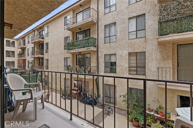 7300 Franklin Avenue 354, Los Angeles, CA 90046