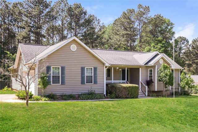 701 Derek Place, Locust Grove, GA 30248