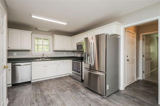 701 Derek Place, Locust Grove, GA 30248