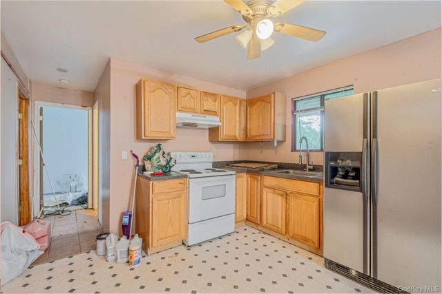 51 Trout Brook Lane, Aquebogue, NY 11931