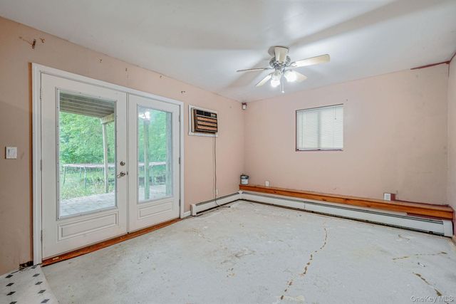 51 Trout Brook Lane, Aquebogue, NY 11931