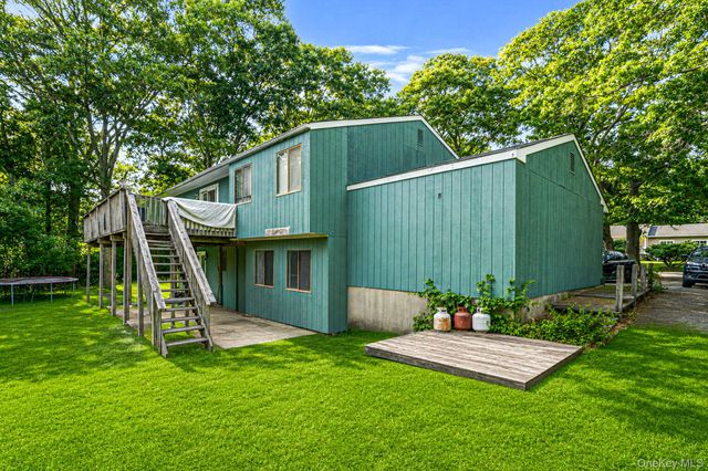 51 Trout Brook Lane, Aquebogue, NY 11931