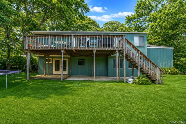 51 Trout Brook Lane, Aquebogue, NY 11931