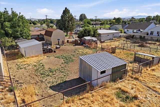 2717 E Victory, Nampa, ID 83687