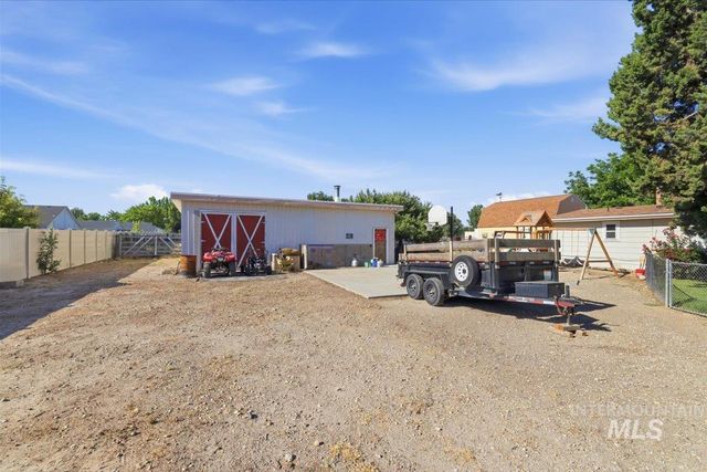 2717 E Victory, Nampa, ID 83687