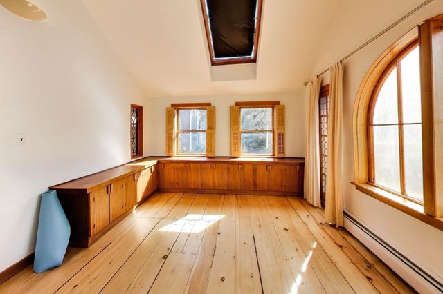 108 Auburn, Cambridge, MA 02139