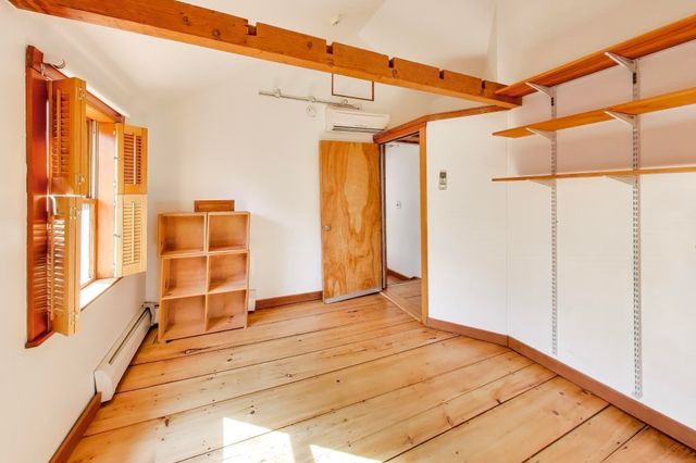 108 Auburn, Cambridge, MA 02139