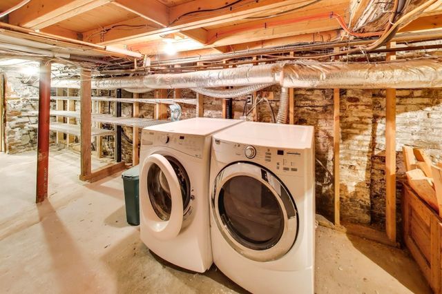 108 Auburn, Cambridge, MA 02139
