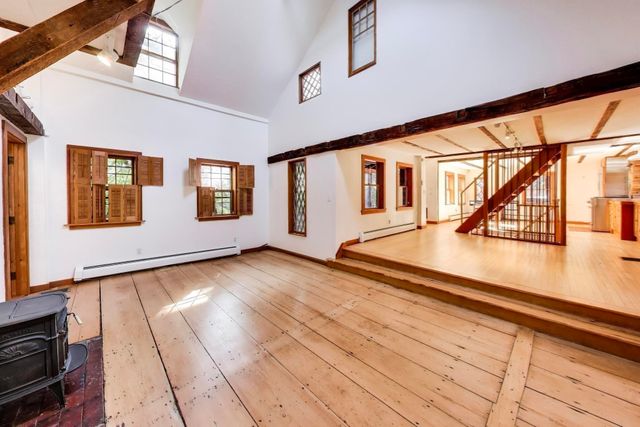 108 Auburn, Cambridge, MA 02139